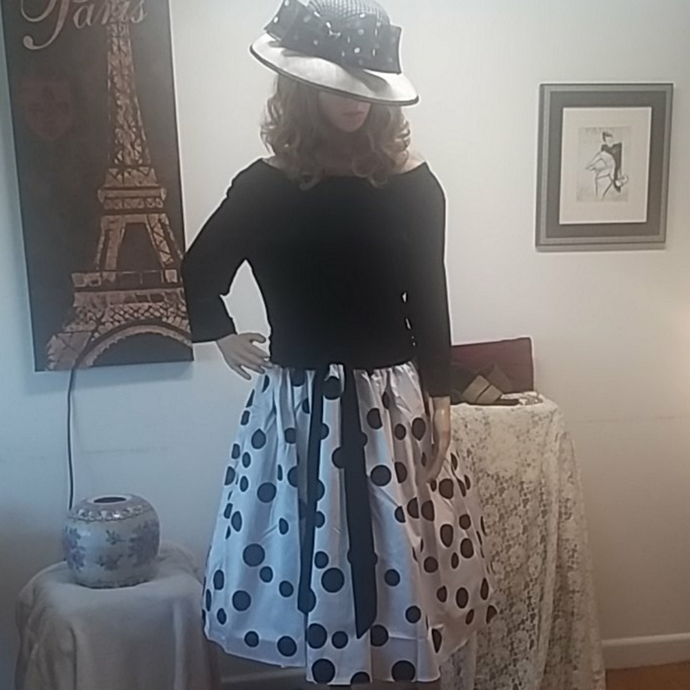 Dress V velvet bodice dress